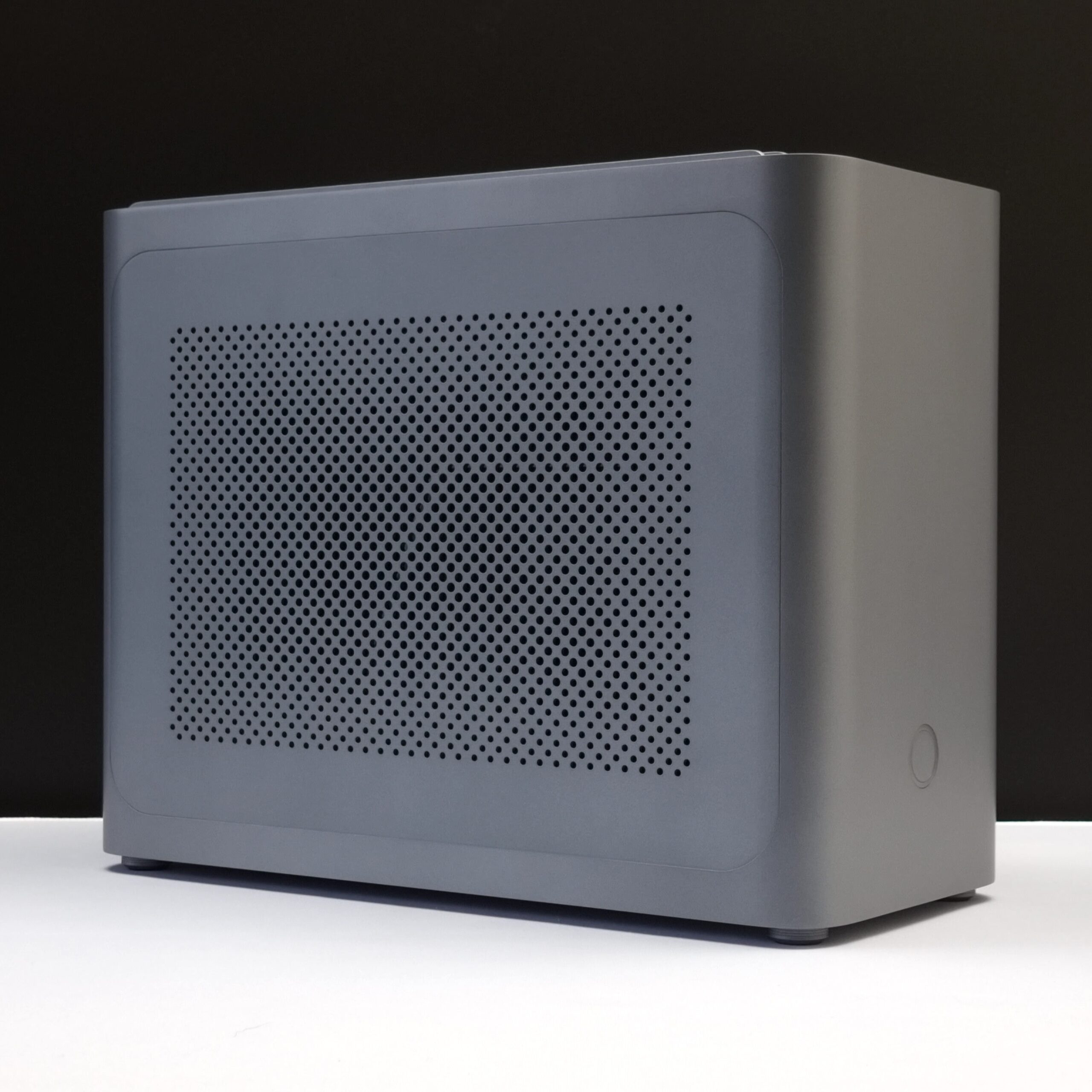 最安価格 IQUNIX ZX-1 - Caselabs 科学・サイエンス